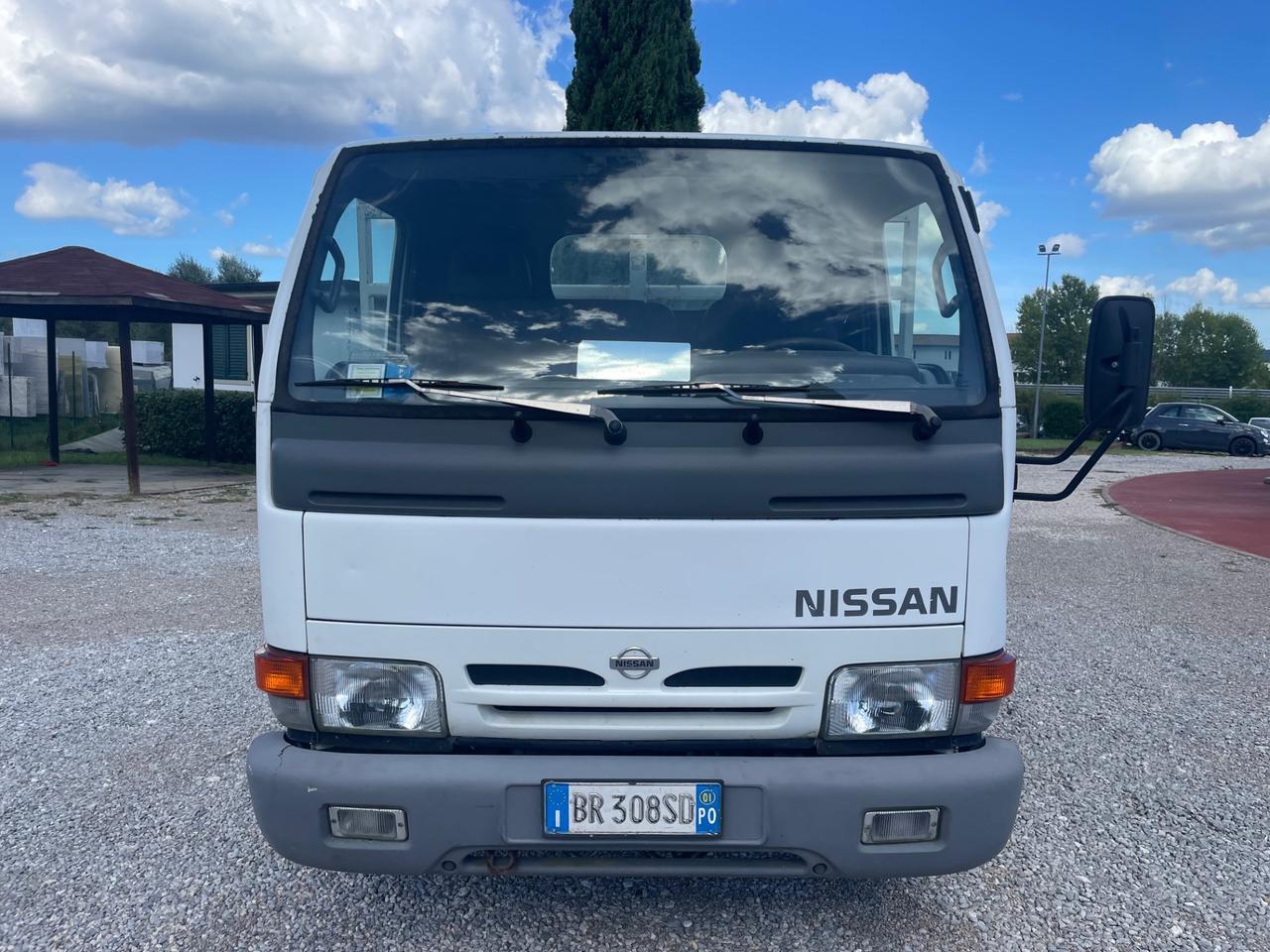 Nissan Cabstar Cabstar-E 110.35 3.0 Tdi PM-RG Cab. L