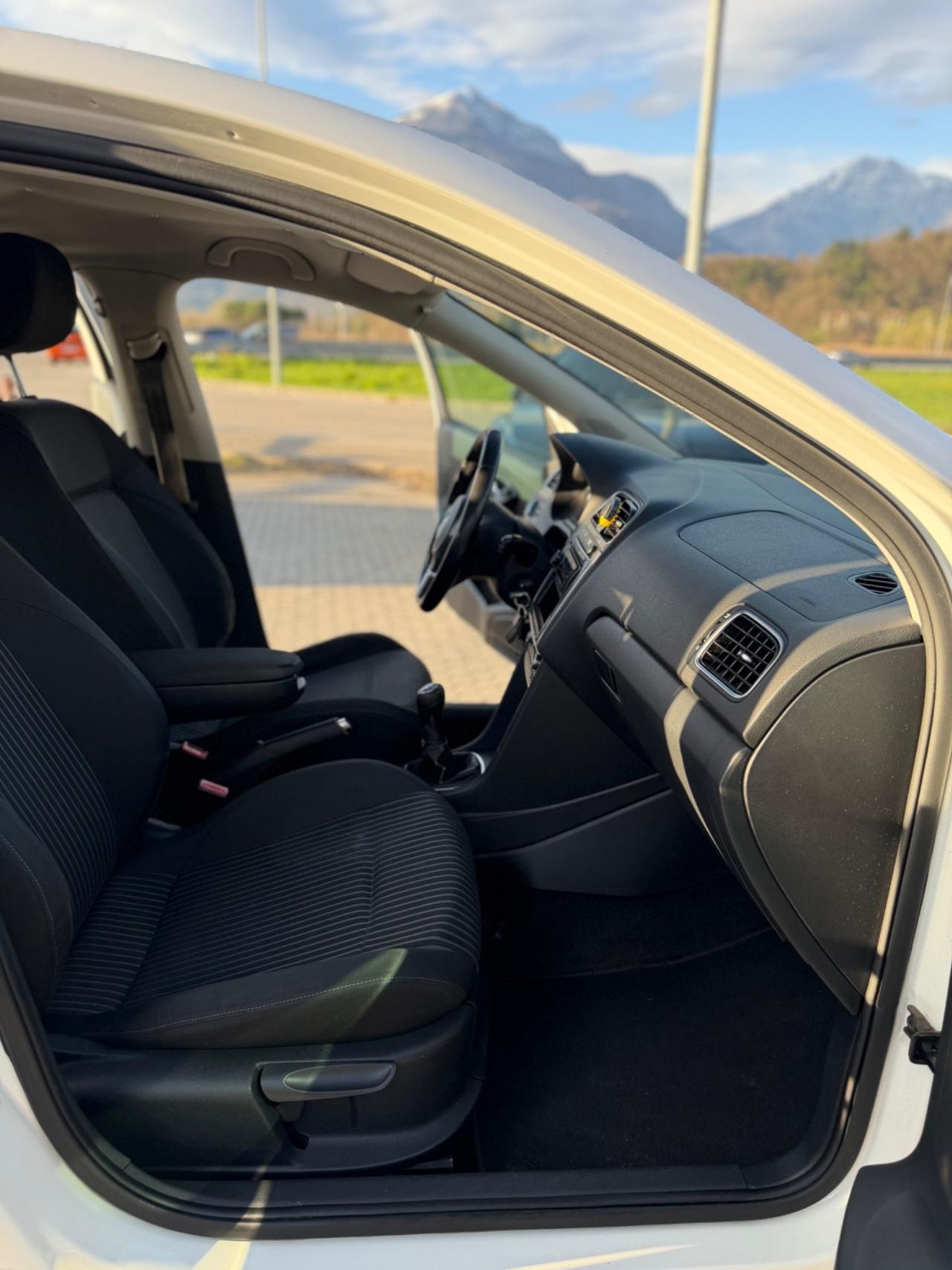 Volkswagen Polo 1.4/80CV 16V 3p. Sportline ok neopatentati