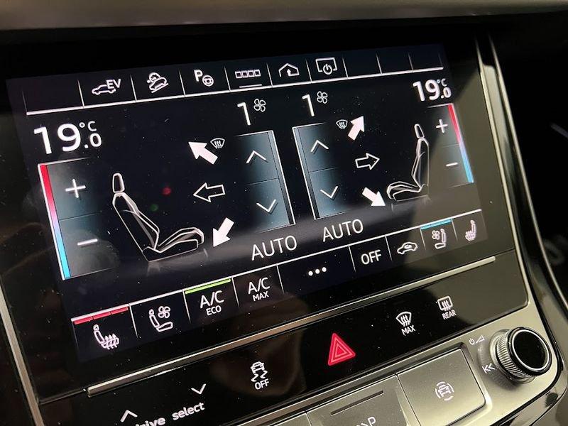 Audi Q8 Q8 55 TFSI quattro tiptronic Sport PHEV