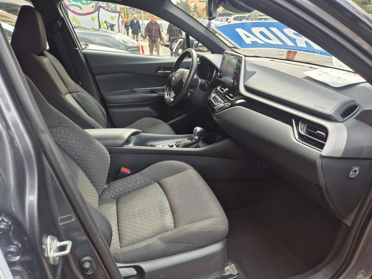 Toyota C-HR 1.8 Hybrid E-CVT Business