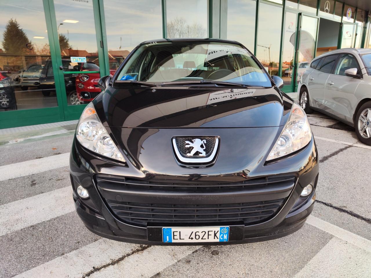 Peugeot 207 1.4 HDi 70CV 5p. NEOPATENTATI