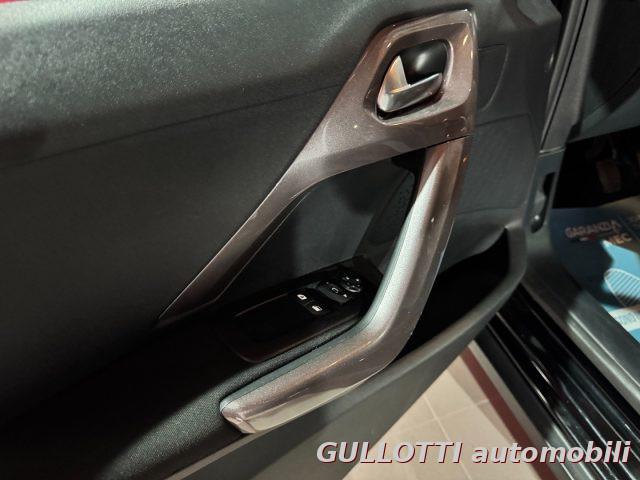 PEUGEOT 2008 1.6 e-HDi 92 CV Allure