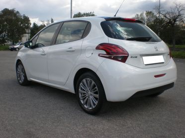 Peugeot 208 1.6 td restyling, bella