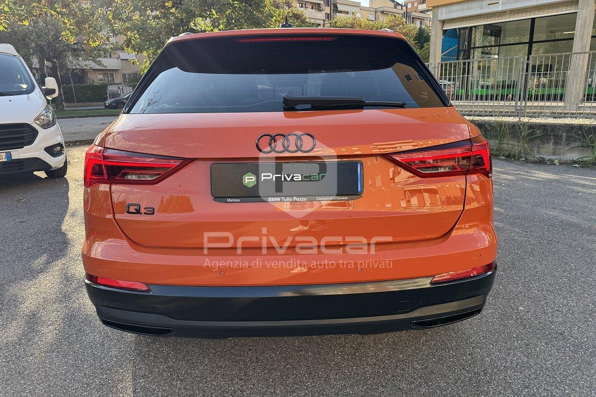 AUDI Q3 35 TDI S tronic Business Advanced
