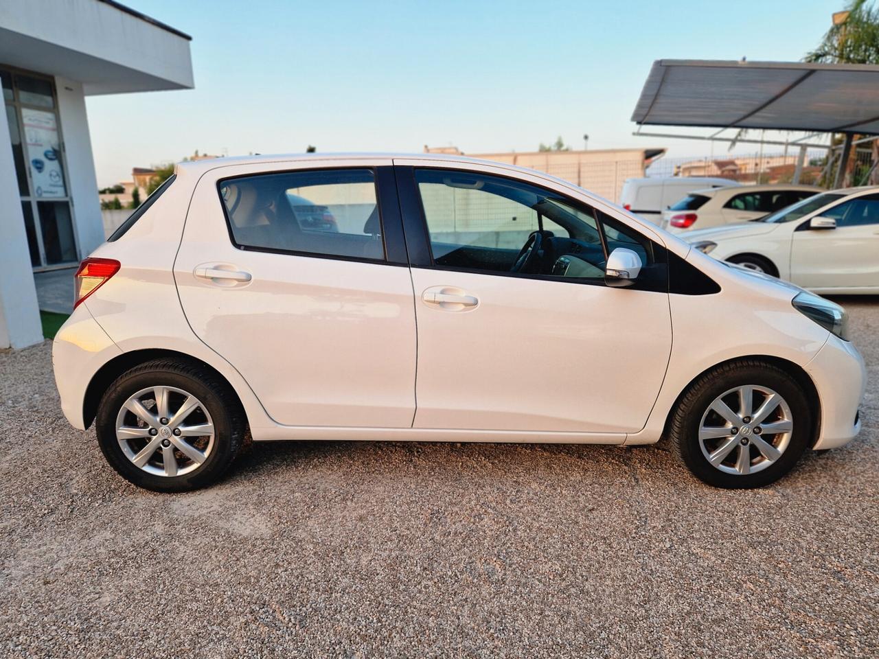 Toyota Yaris 1.3 benzina 5 porte Style
