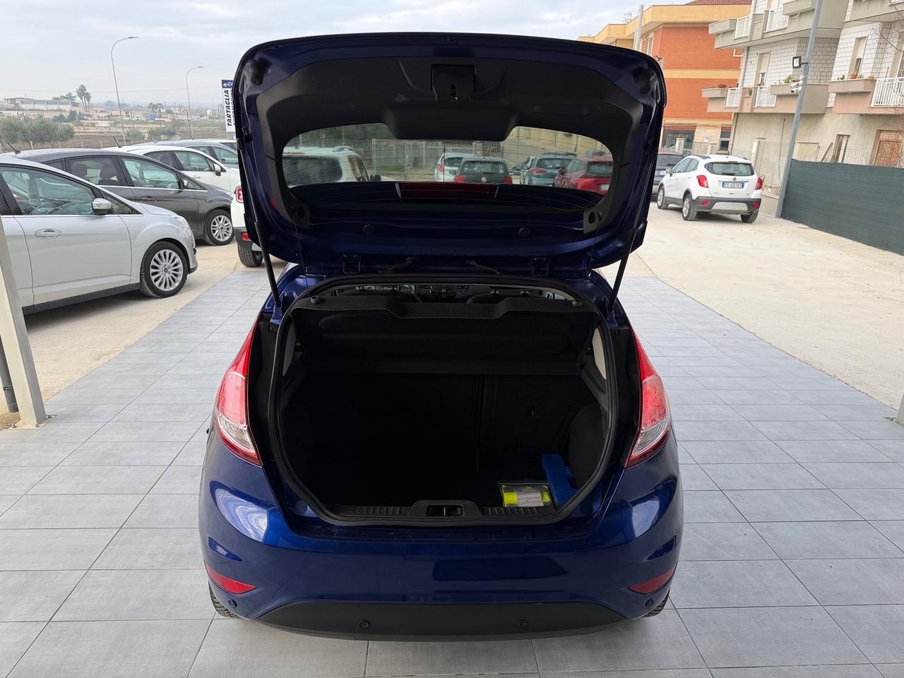 Ford Fiesta 1.2 60CV 5 porte Titanium