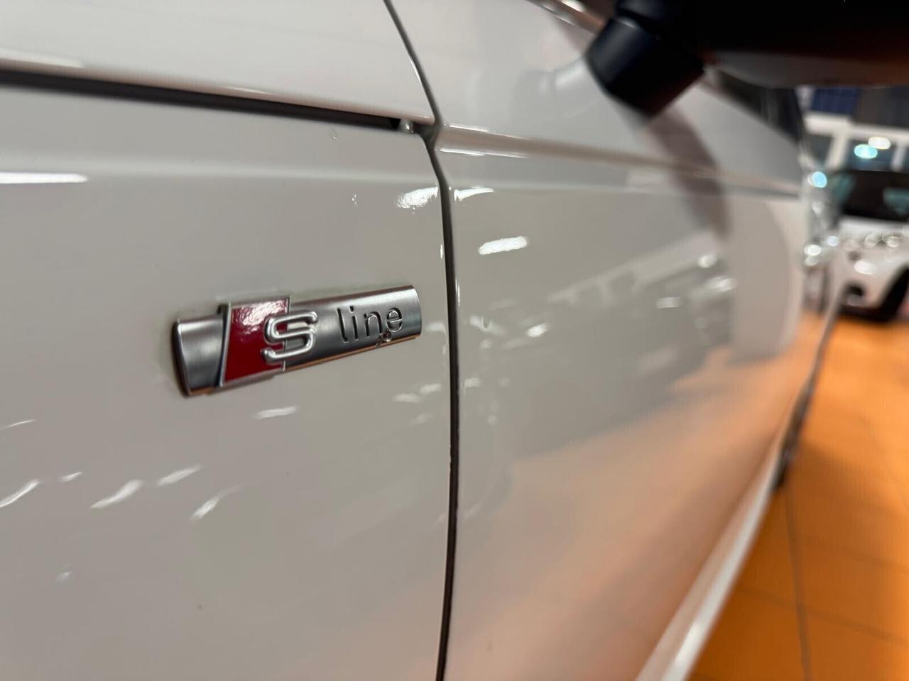 Audi A4 2.0 TDI 150 CV S tronic Business