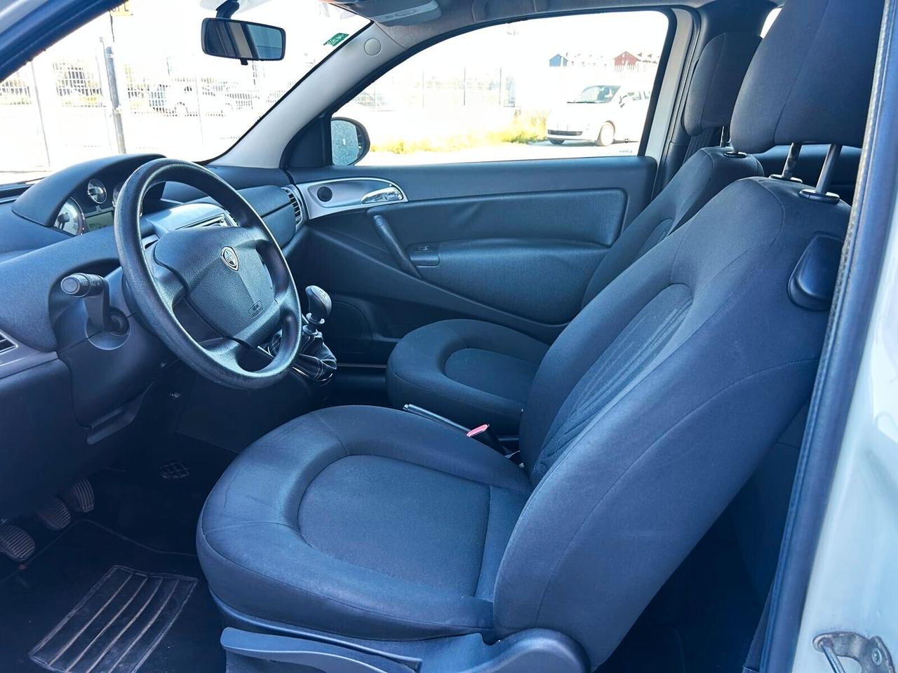Lancia Ypsilon 1.2 69 CV Diva OK NEOPATENTATI