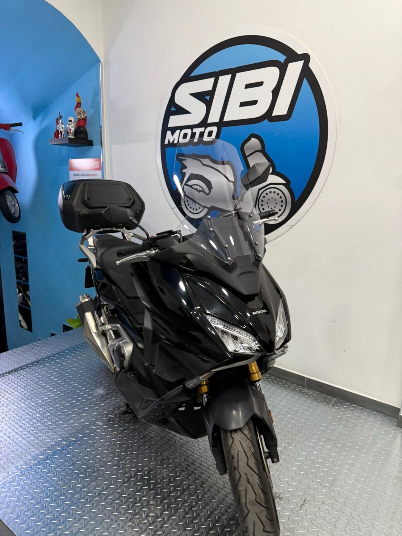 HONDA FORZA 750