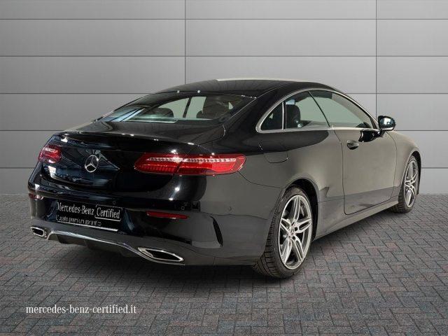 MERCEDES-BENZ E 220 d 4Matic Premium