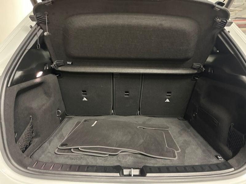 Mercedes-Benz GLA 250 e Plug-in hybrid Automatic Premium