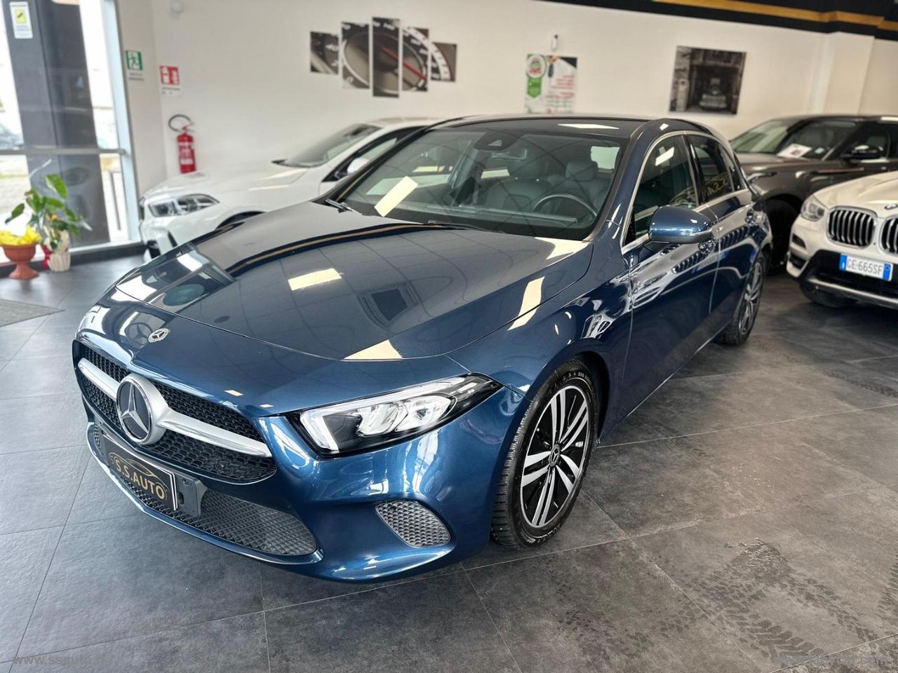 MERCEDES-BENZ A 180 d Automatic Premium