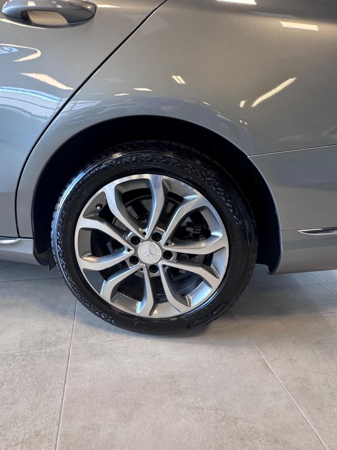 MERCEDES C220 CDI EXECUTIVE AUTOMATICA PLUS