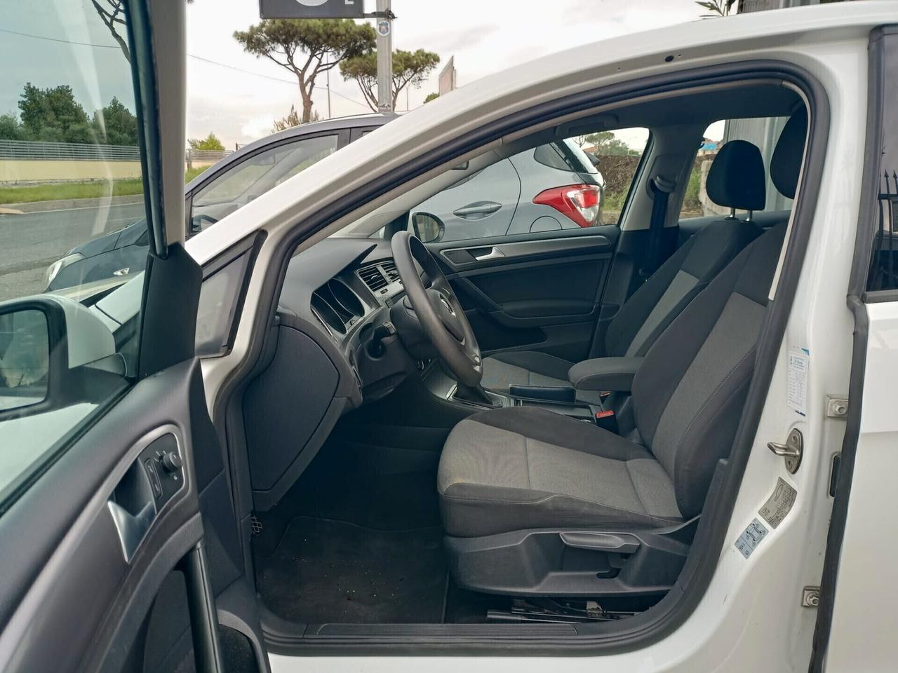 Volkswagen Golf 1.6 TDI 90 CV 5p. Trendline BlueMotion Technology