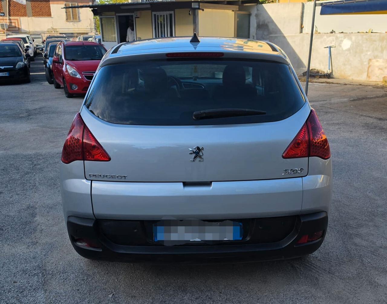Peugeot 3008 1.6 HDi 115CV Allure