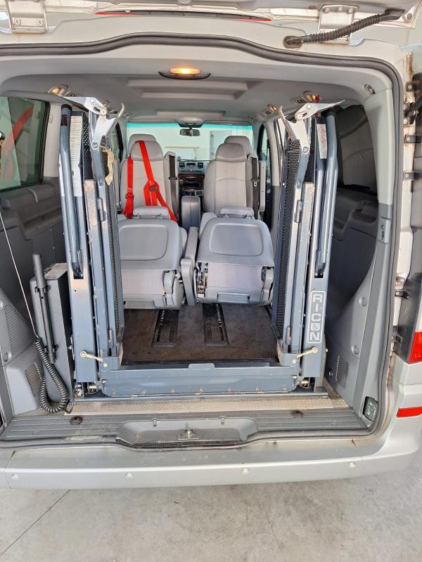 MERCEDES-BENZ Viano 2.2 CDI Ambiente con pedana RICON per disabile