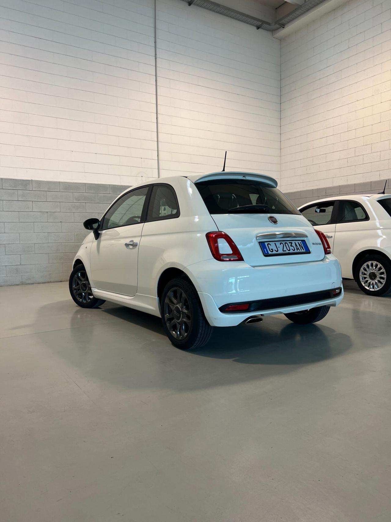 Fiat 500 1.0 Hybrid Dolcevita