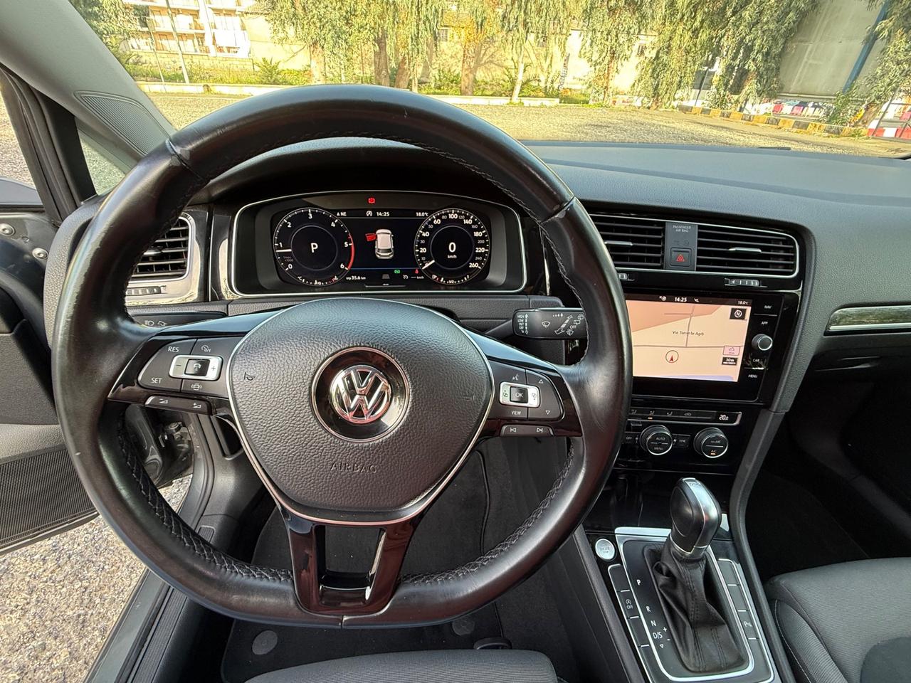 VOLKSWAGEN GOLF 1.6 TDI 115 CV DSG SPORT R LINE