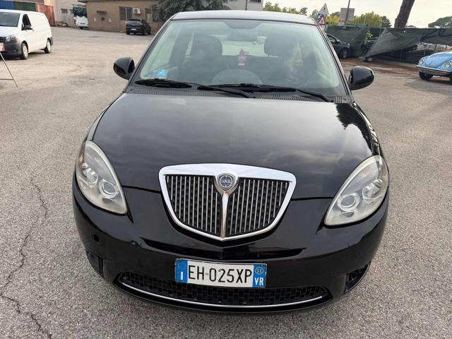 LANCIA Ypsilon 1.2 69 CV Platinum senza nessun lavoro da fare