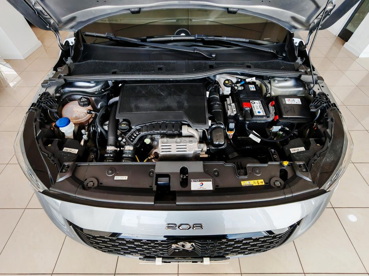 Peugeot 208 1.2 100cv GT 2023