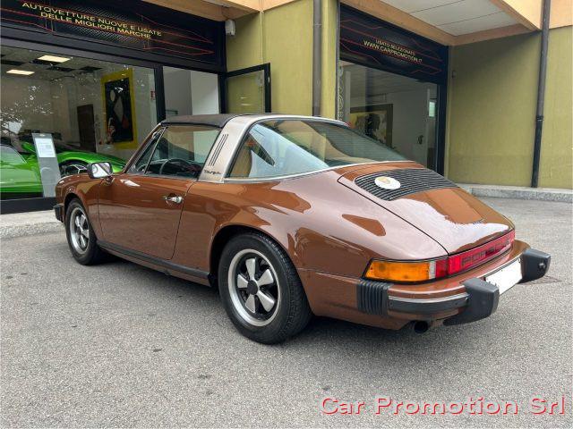 PORSCHE 911 Targa