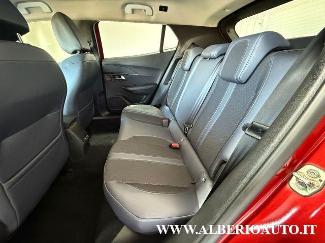 PEUGEOT 2008 BlueHDi 100 S&S Allure