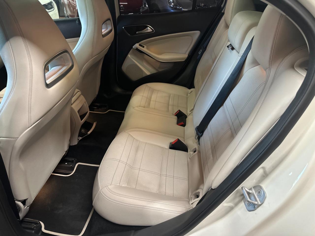 Mercedes-benz GLA 220 d Automatic 4Matic Premium