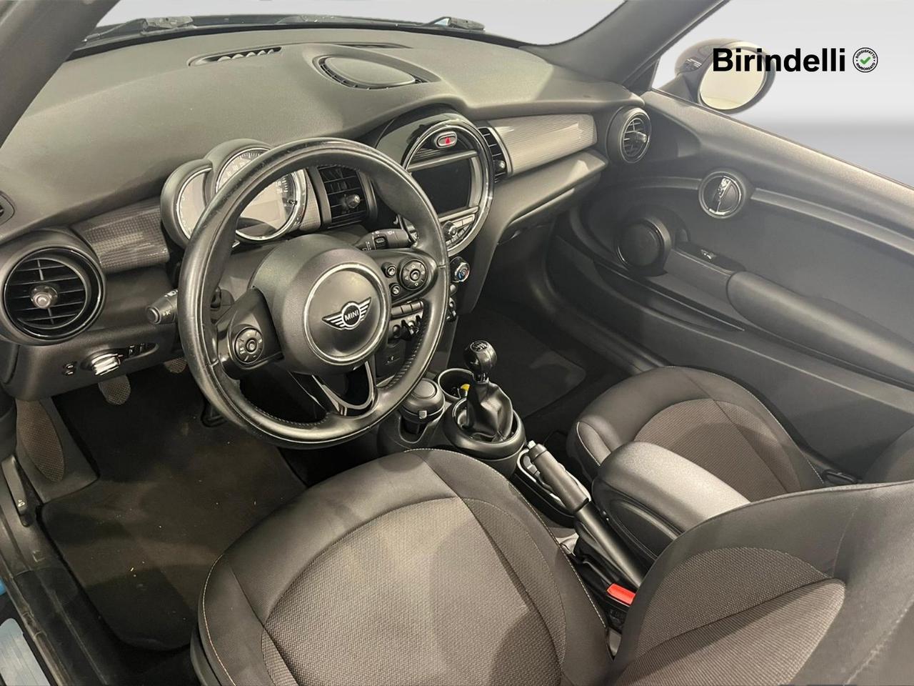 MINI Mini Cabrio (F57) - Mini 1.5 Cooper D Cabrio