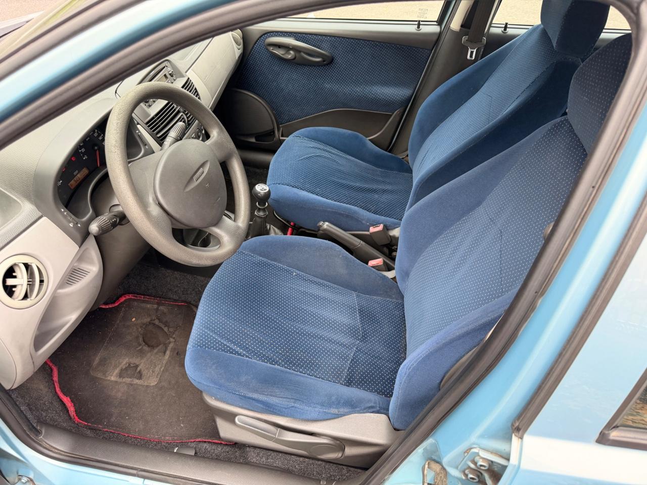 Fiat Punto 1.2i cat 5 porte HLX