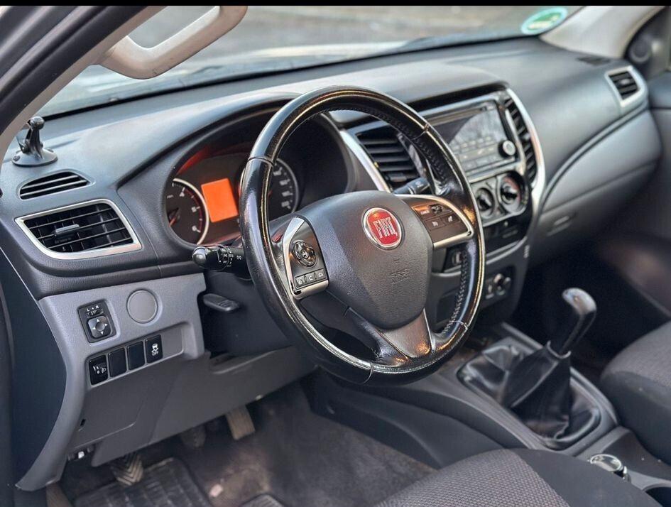 Mitsubishi L200 2.4 DI-D/154CV Club Cab Invite Plus