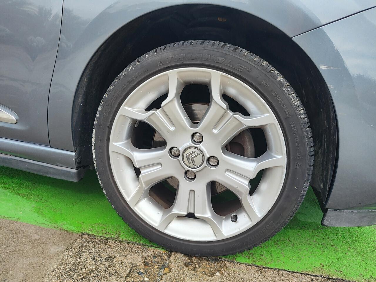 Citroen DS DS3 1.5 SPORT BICOLOR