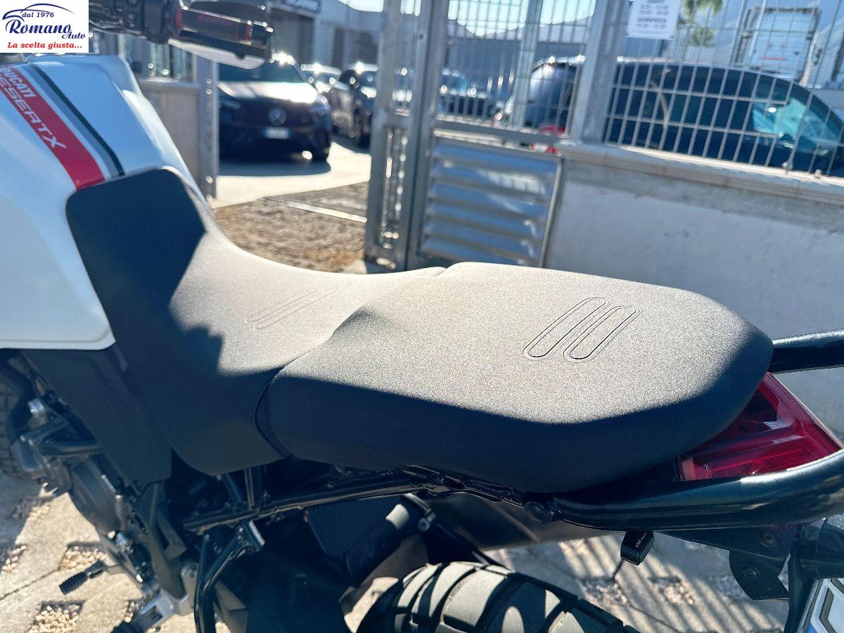Ducati - DesertX 950 - DesertX Rally LUCKY STRIKE