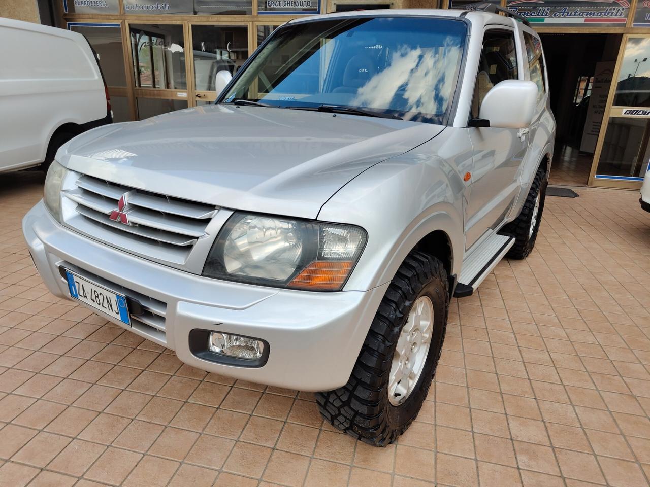 Mitsubishi Pajero 3.2 16V DI-D 3p. GLS2