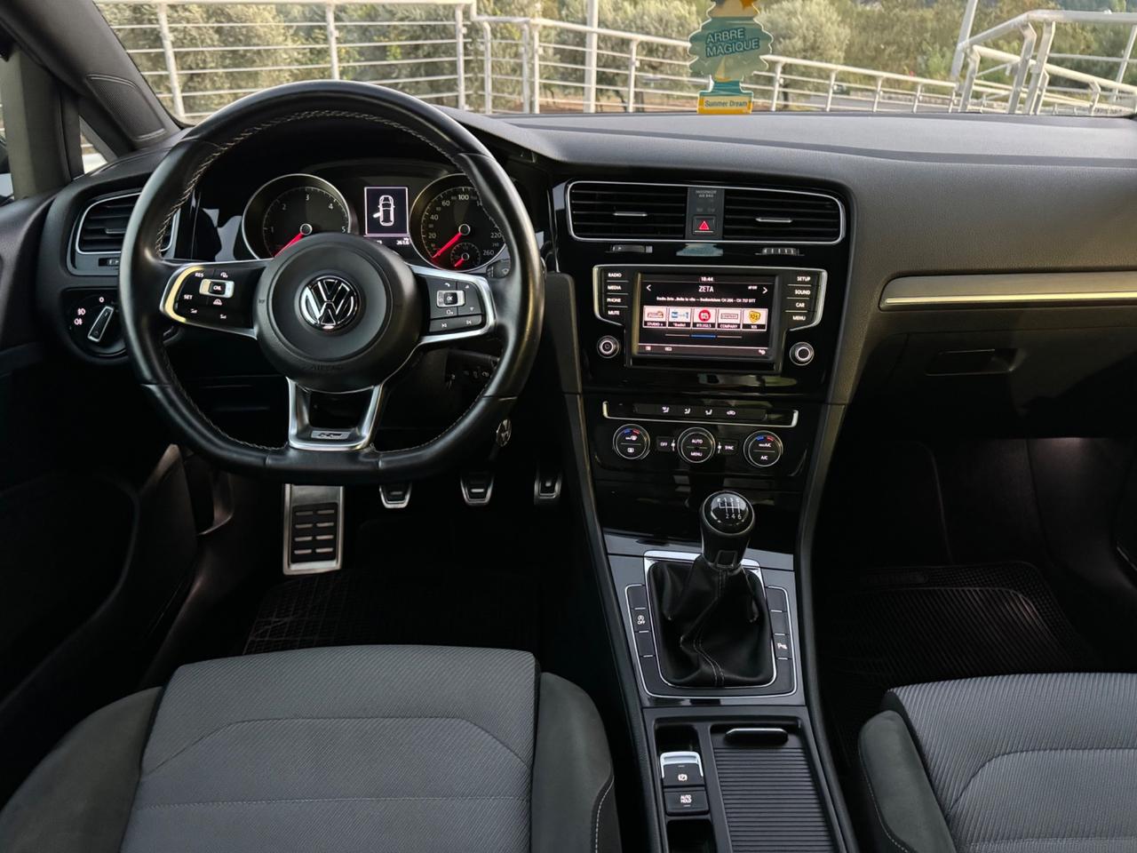 Volkswagen Golf 2.0 TDI 150cv 5p. Highline BlueMotion Technology R-Line