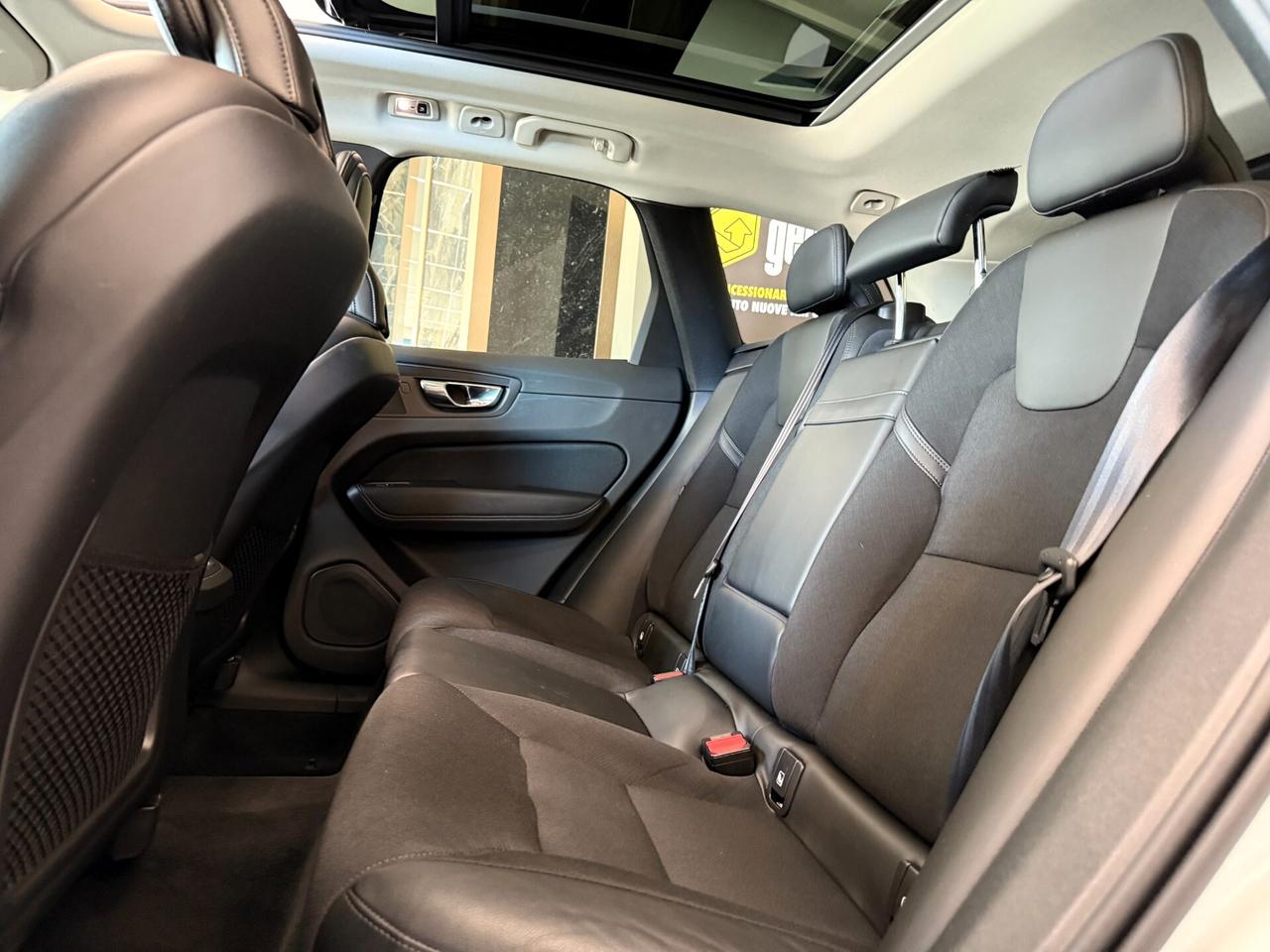 Volvo XC 60 XC60 D4 R-design