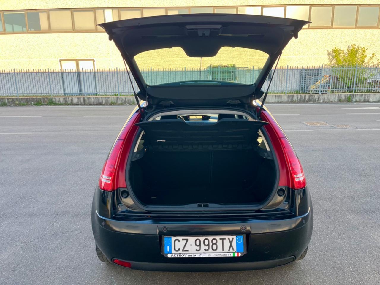 Citroen C4 1.4benz 2006 58.000km pari al nuovo