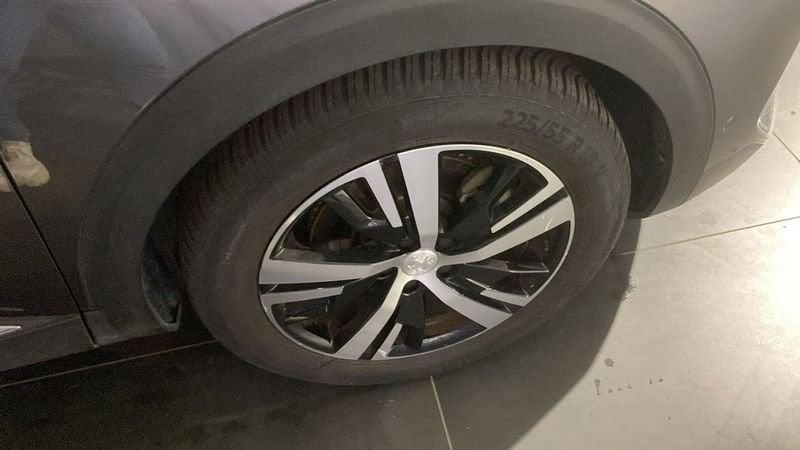 Peugeot 3008 Hybrid4 300 e-EAT8 GT