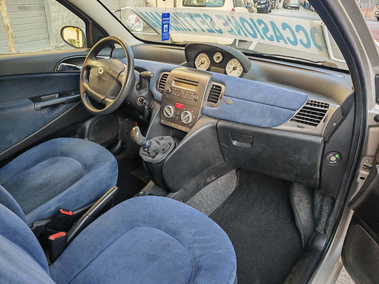 LANCIA YPSILON 1.2 BENZINA CV60 KW44 ORO