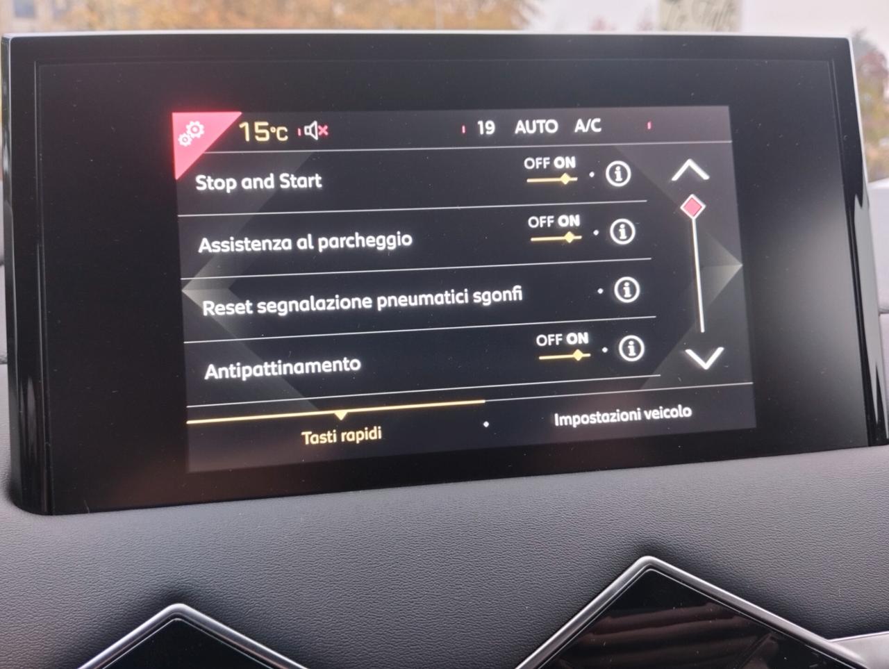 Ds DS3 3 CROSSBACK 130 EAT8 SO CHIC