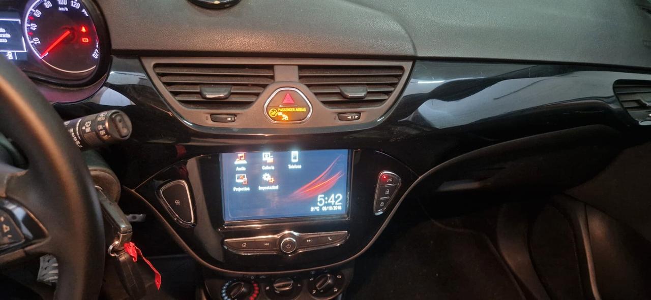 Opel Corsa 1.4 90CV GPL Tech 5 porte Black Edition