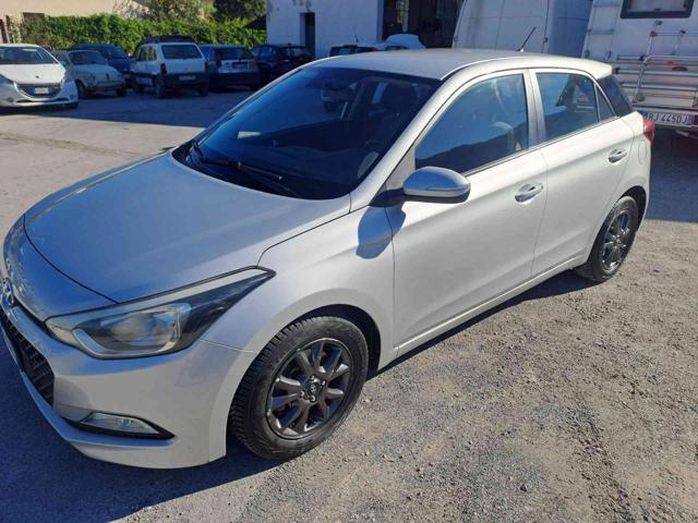 HYUNDAI i20 1.1 CRDi 12V 5 porte Comfort