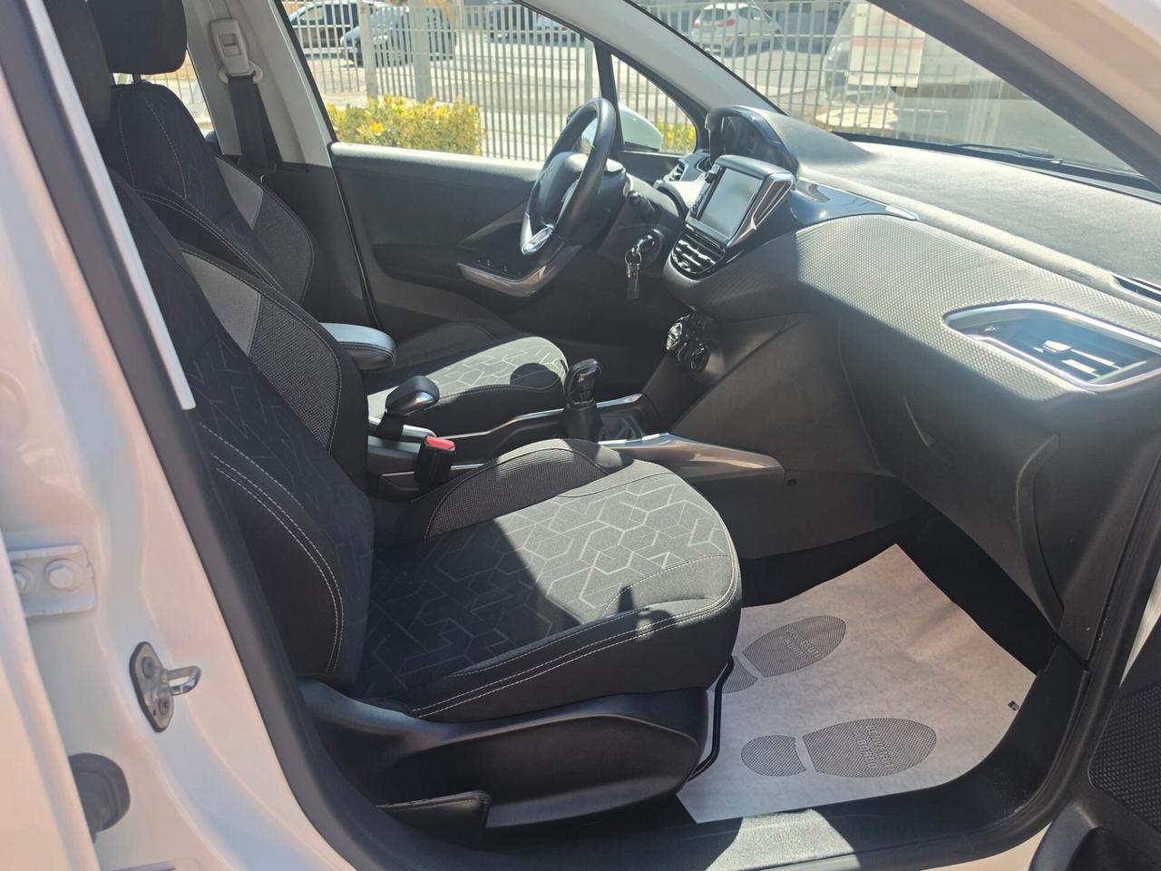 Peugeot 2008 BlueHDi 100 Active