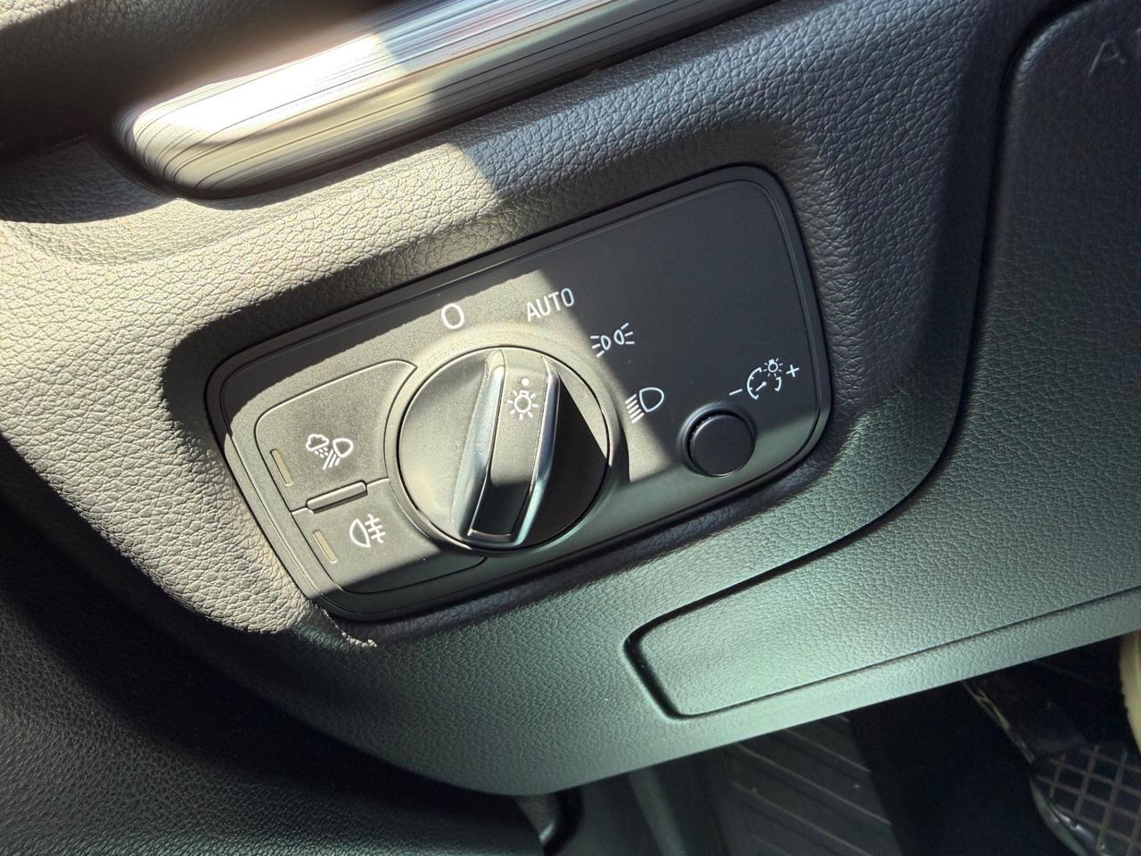 Audi A3 Sportback 1.6 TDI Sport - GARANZIA