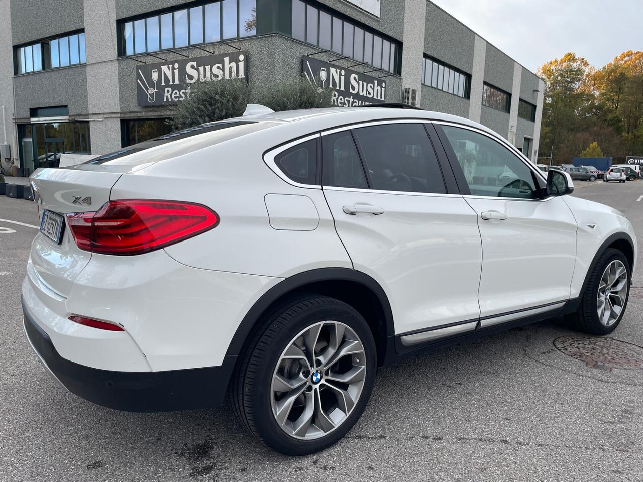 Bmw X4 xDrive20d xLine*Gancio traino*Pelle*Navi*Tetto*