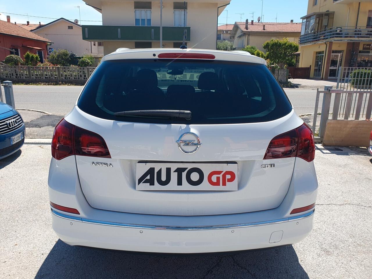 Opel Astra 1.6 CDTI 136CV sport tourer man 2015