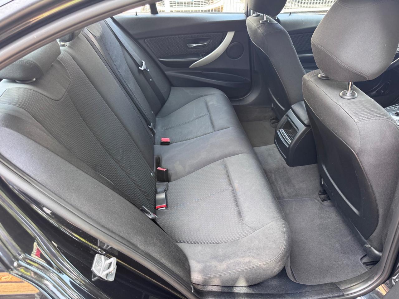 Bmw 318d Msport neopaten garanzia 12 mesi