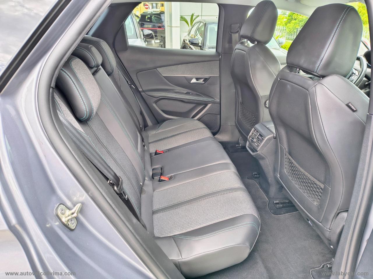 PEUGEOT 3008 BlueHDi 130 S&S Allure Pack
