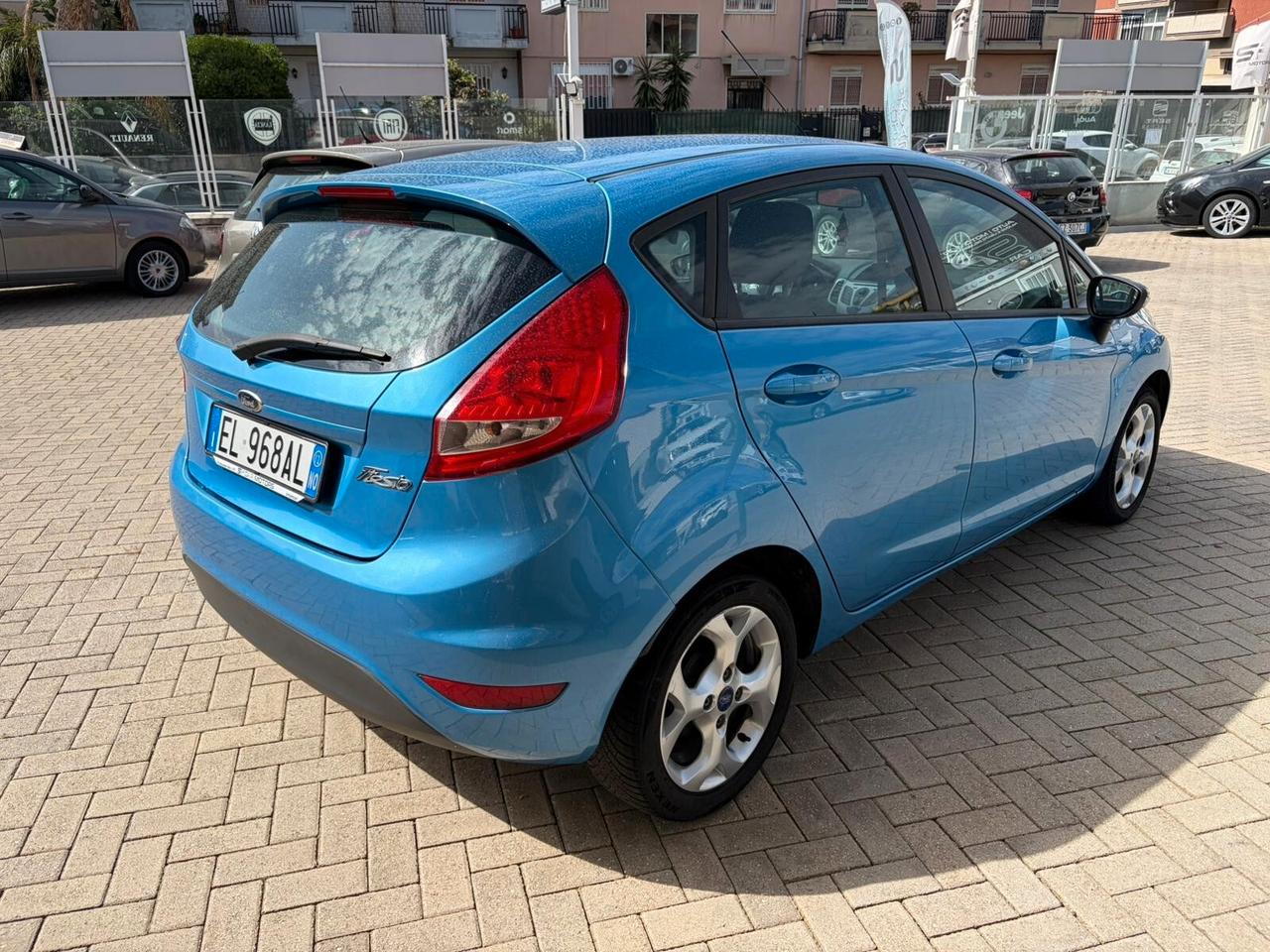 Ford Fiesta Ikon 1.2 16V 60CV 5p. Business