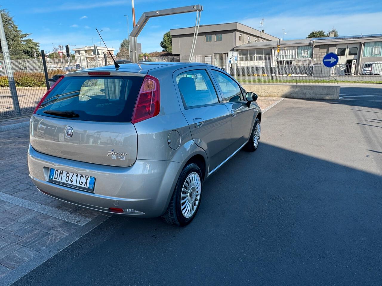 Fiat Grande Punto 1.2 5 porte Active con soli 75000km