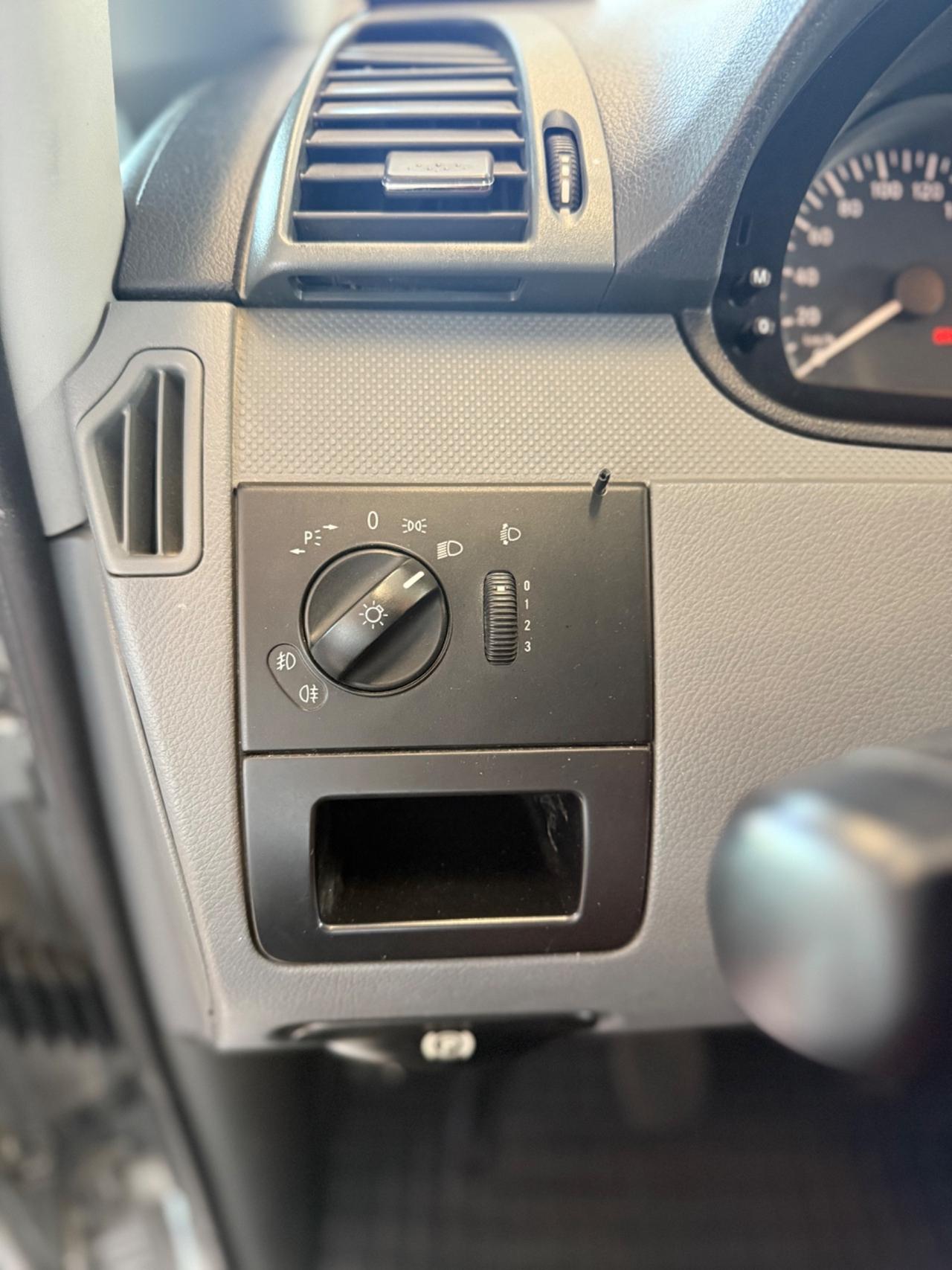 Mercedes-benz Vito 2.2 115 CDI PC-SL Kombi Long 9 Posti 2009 Neopatentati